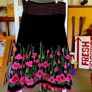 Festive swirl skirt by Basil & Maude